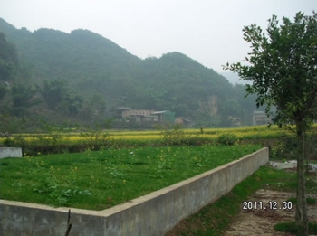 驗(yàn)收領(lǐng)導(dǎo)對(duì)利魯公司建設(shè)項(xiàng)目給予了充分肯定