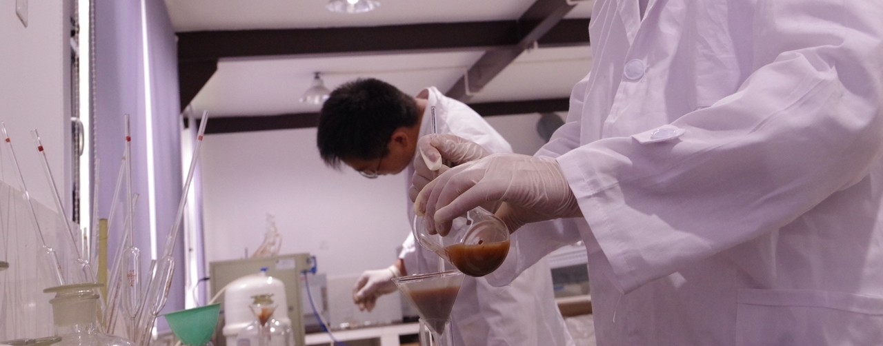 為了良好的生態(tài)環(huán)境，<br>我們繼往開(kāi)來(lái)努力研究
